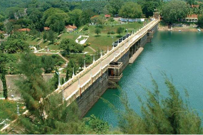 Aruvikkara Dam